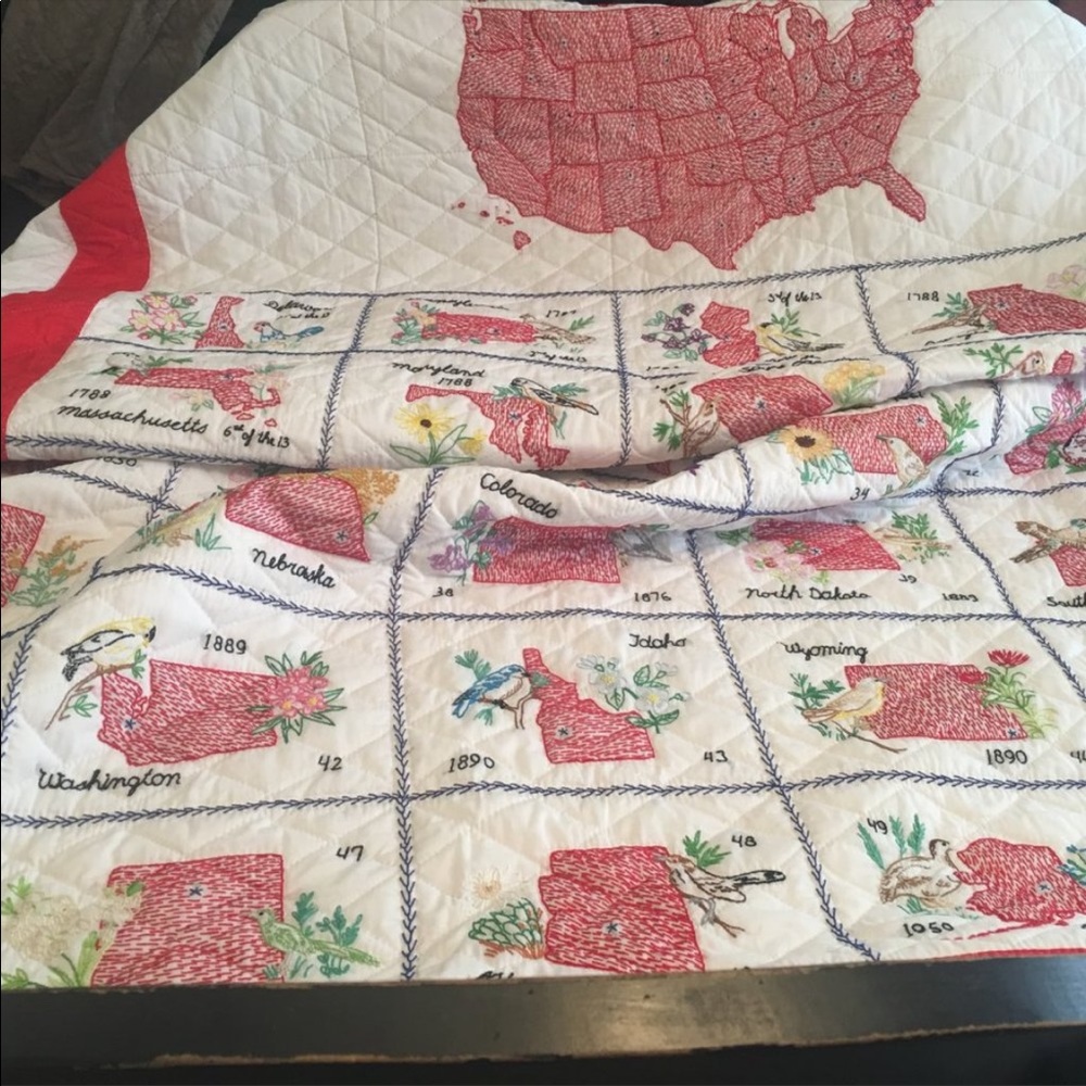 Rare Vintage America Quilt!  USA State, Bird, Flower, & Capital!